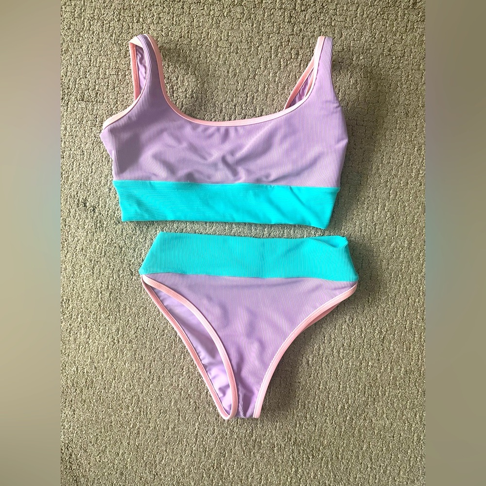 LainSnow Medium Bikini